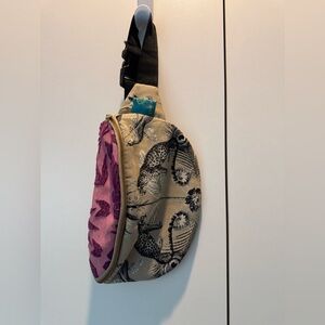Canvas animal Print Crossbody Belt Bag - Beige & Purple
